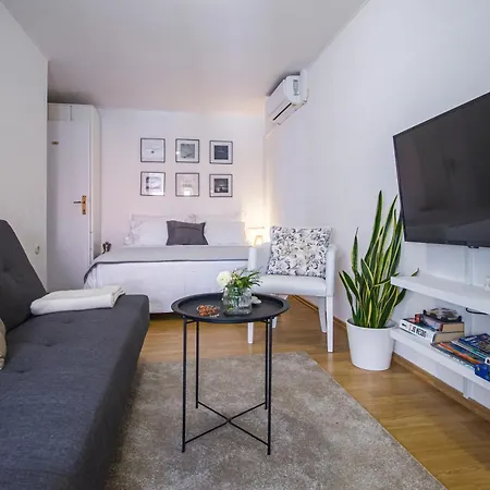 Leo-marin Apartmán *