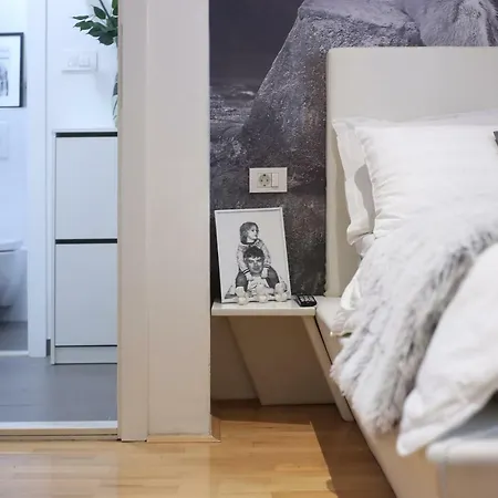 Leo-marin 마카르스카